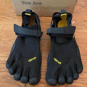 Vibram  Toe Shoes